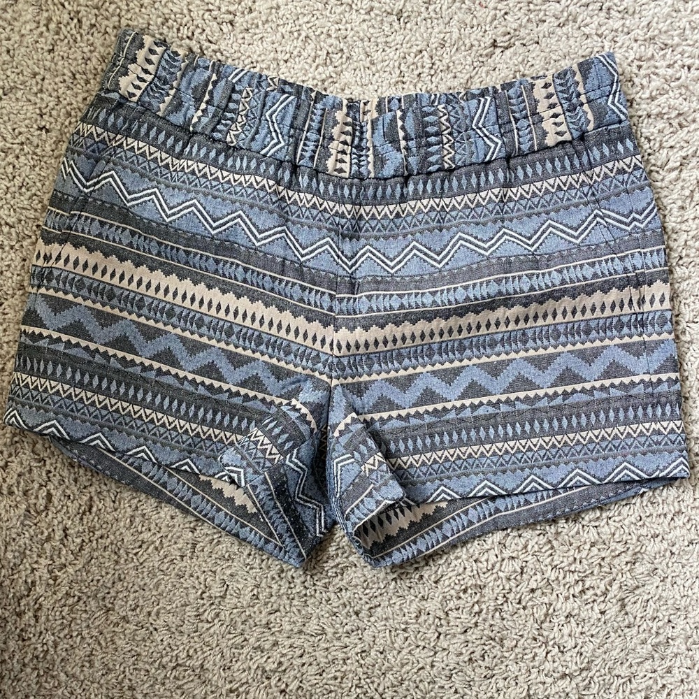J crew pull on boardwalk shorts size 4